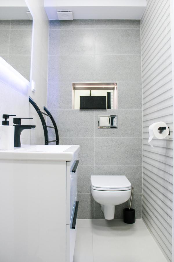 Apartament White-Niska Z Garazem Podziemnym Kielce Exteriér fotografie